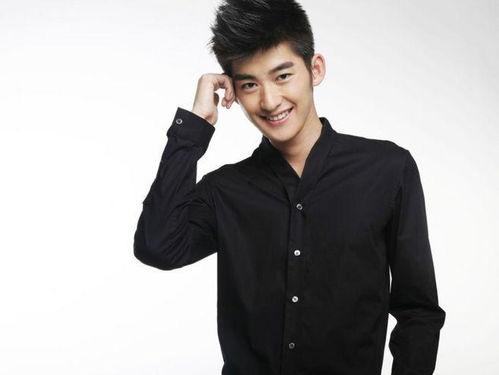 张翰最近照片,魅力依旧，风采依旧引人瞩目