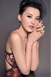 莫小棋个人资料简介,从影视新星到情感导师，揭秘她的成长之路