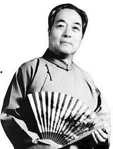 评书演员袁阔成简历,评书艺术大师的传奇人生